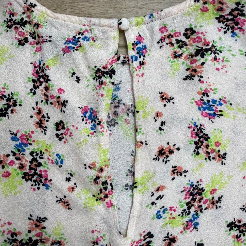 Revolve AFRM Floral Blouse Soft Girl Cali Summer Mina Rayon Crop Top Small - Picture 10 of 10